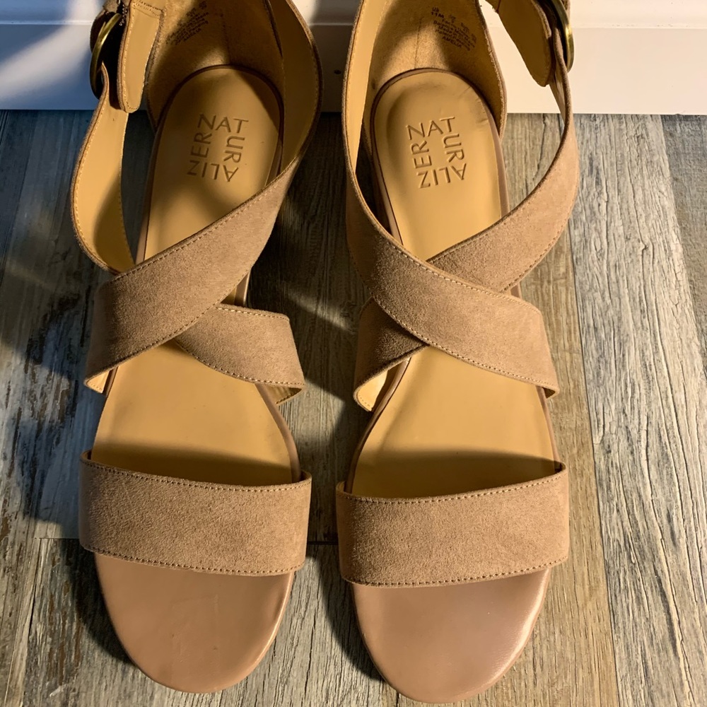 Naturalizer women sandals